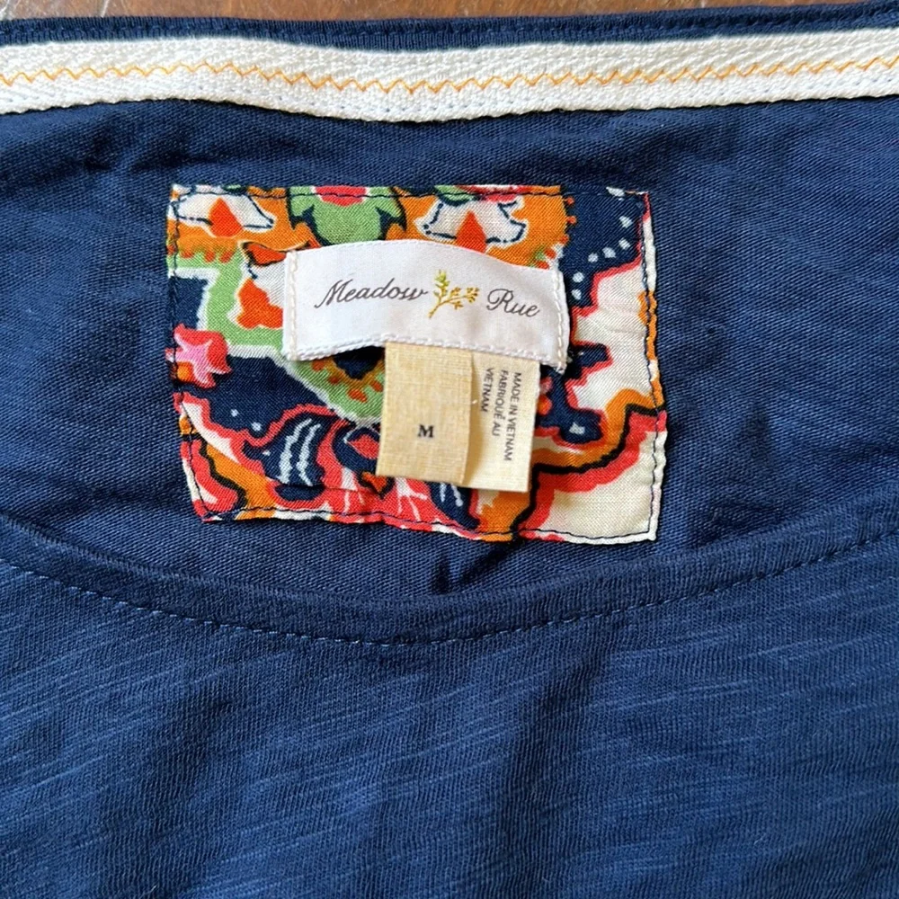 patterned Tee - Picture 2 of 2